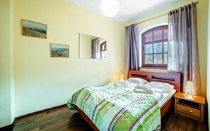 Apartment (1D/8)