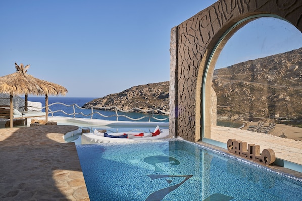 The Calilo Suite | Private pool