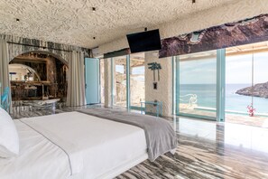 Passage to Love | Ropa de cama de alta calidad, minibar, caja fuerte