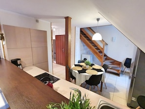 Apartment (1B/13) | Living area | Flat-screen TV
