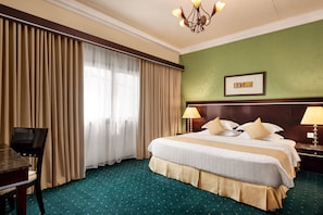 Room, Multiple Beds (Three Bedroom Admiral Suite)