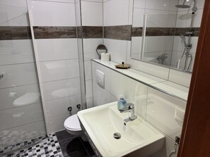 Chambre Double | Salle de bain