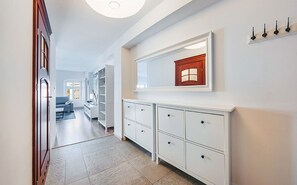 Apartment (6/1) | Living area | Flat-screen TV - EverySky 1 Maja Jelenia Góra (Jelenia Gora)