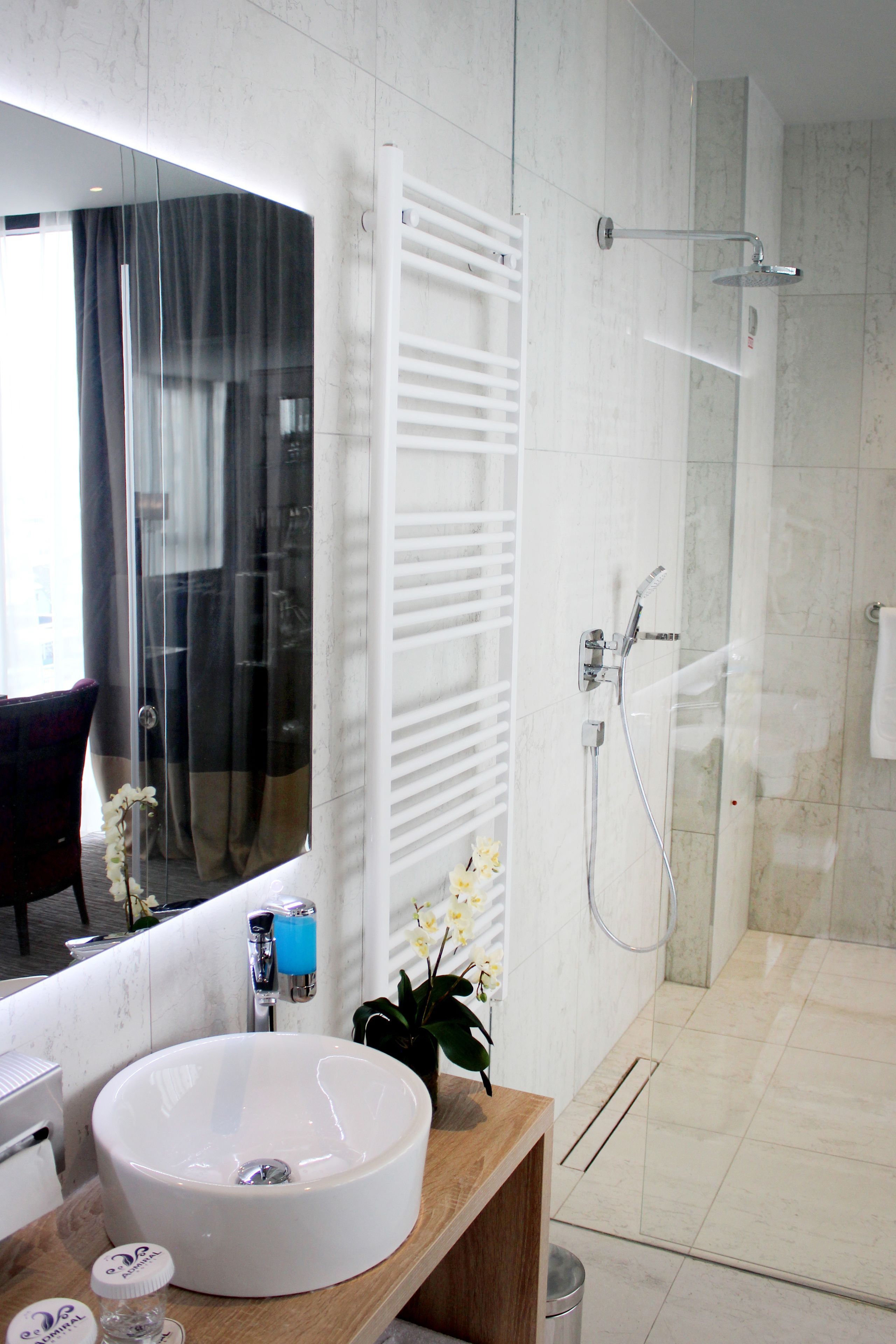 Foto - Admiral Hotel