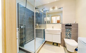 Departamento (26/10) | Baño | Regadera, secadora de cabello, toallas 