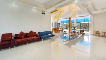 Flat-screen TV, offices