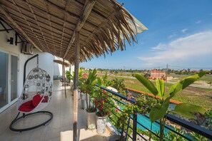 Balcony - Yellow Daisy Villa (Da Nang)