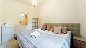 Apartemen (5/1) | Wi-Fi gratis dan seprai linen