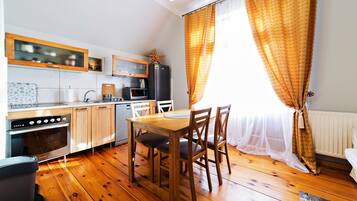 Apartment (6/4) | Living area | Flat-screen TV
