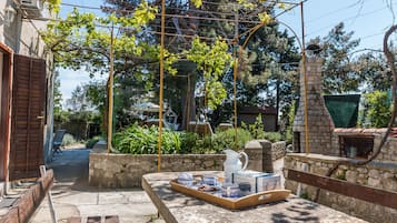 BBQ/picnic area