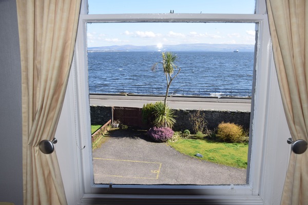 Comfort Apartment, Private Bathroom, Sea View (4 St Ninian’s Bay) | Beach/ocean view