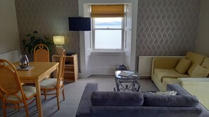 Comfort Apartment, 2 Bedrooms, Sea View, Sea Facing (Kilchattan) | Living area | 100-cm flat-screen TV with digital channels, Smart TV, Netflix
