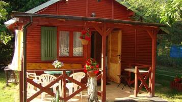 Chalet, Multiple Beds (nr 1) | Iron/ironing board, free WiFi, bed sheets