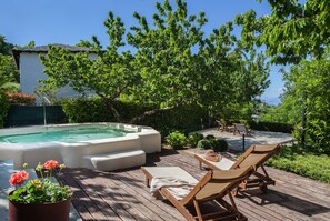 Outdoor pool - Villas by Pelion Esties in Agios Georgios Nilias (South Pelion)