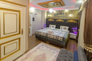 Tweepersoonskamer | Lakens van Egyptisch katoen, een kluis op de kamer