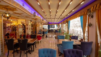 Daily continental breakfast (TRY 250 per person)
