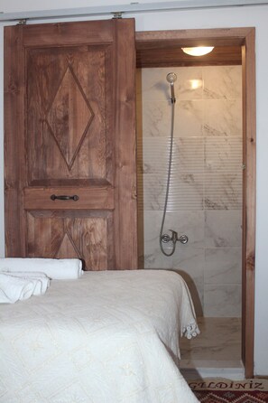 Habitación doble | Wifi gratis y ropa de cama