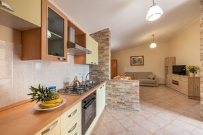 独立别墅, 3 间卧室 | 私人厨房 | 大冰箱、烤箱、炉灶、厨具/餐具