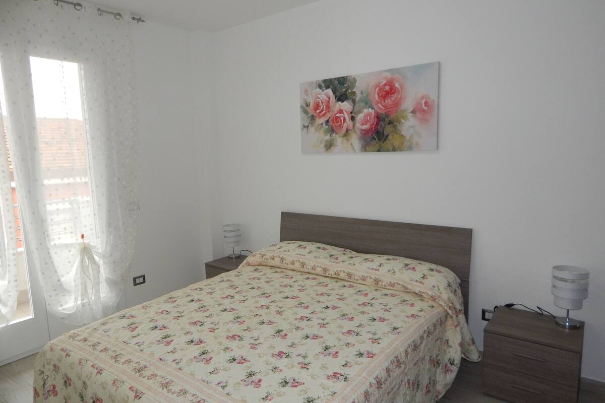 Apartment | 1 Schlafzimmer, schallisolierte Zimmer, Bügeleisen/Bügelbrett, WLAN
