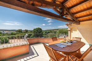 Appartamento, 3 camere da letto | Terrazza/patio