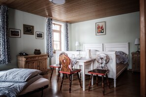 Habitación familiar (four persons) | Cunas o camas infantiles (de pago)
