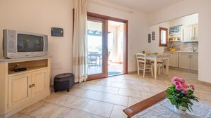 Apartment, 2 Bedrooms | In-room dining - AffittaSardegna - Casa Dalia (Loiri Porto San Paolo)
