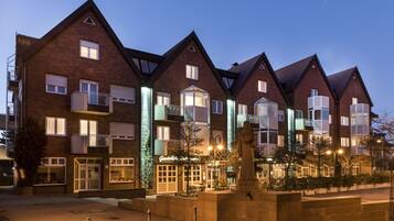 Front of property - evening/night