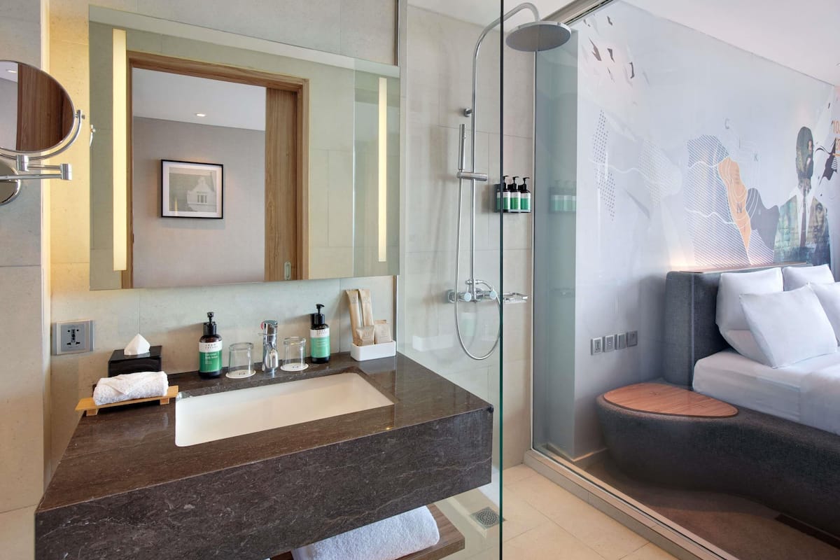 1 bedroom, minibar, in-room safe, desk