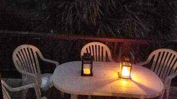 Superior Apartment, Multiple Beds, Non Smoking, Partial Ocean View | Terrace/patio