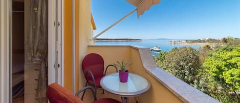 Studio | Balcony