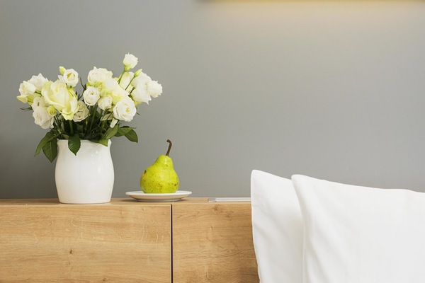 Minibar con artículos gratuitos, escritorio, cortinas opacas