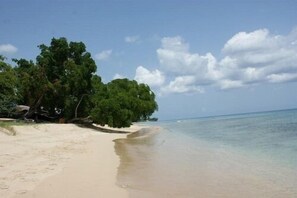 Sun loungers, beach towels