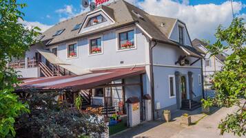 Lối vào nơi lưu trú