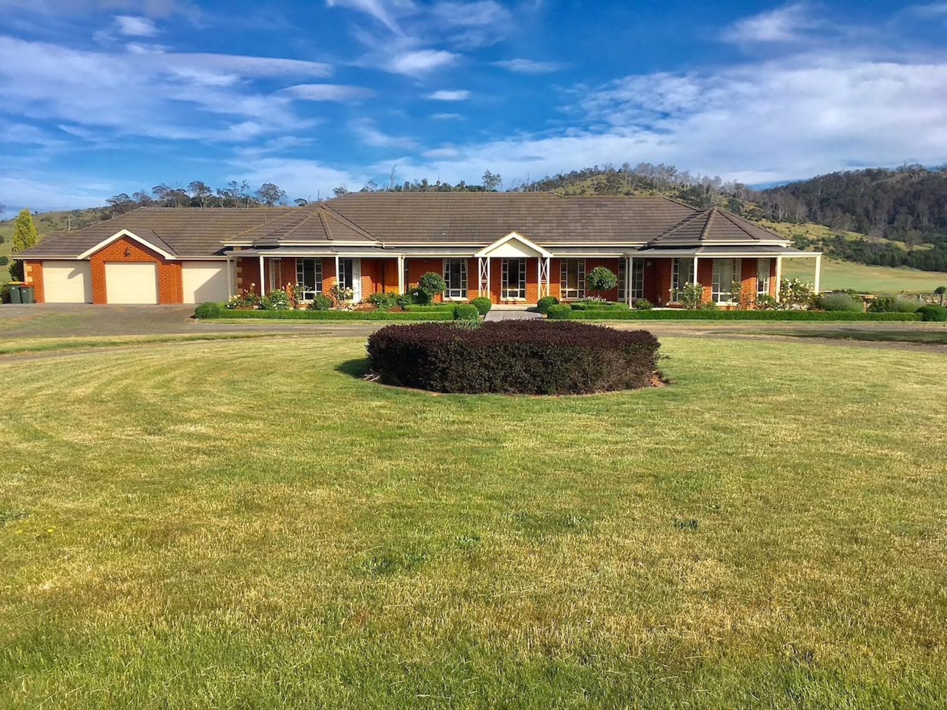 Old Entally Farm - Exclusive Romantic Tasmanian Getaway