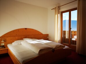 Studiosvit Comfort - 1 sovrum - utsikt mot parken - intill bergen | 1 sovrum, egyptiska bomullslakan och sängtillbehör av högsta kvalitet