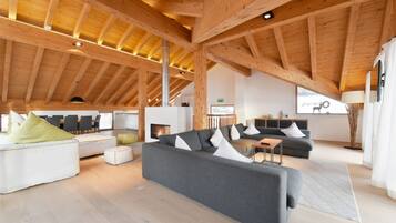 Nhà gỗ Cao cấp, 4 phòng ngủ, phòng tắm hơi, quang cảnh núi (Am Kirchwald 98B) | Két bảo mật tại phòng, trang trí khác biệt