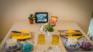 Ilmainen päivittäinen paikallinen aamiainen