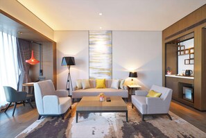 Room - Wyndham Grand Yangon (Yangon)