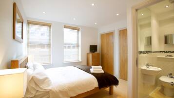 Superior Apartment, Non Smoking, City View | 2 bedrooms, premium bedding, iron/ironing board, free WiFi