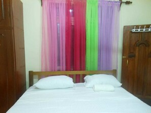 Free WiFi - Luxurious Nyali Studio Beach Apartment (Mombasa)