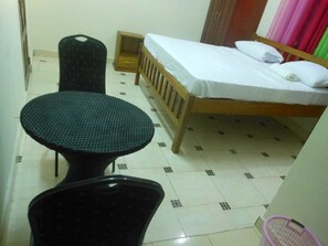 Free WiFi - Luxurious Nyali Studio Beach Apartment (Mombasa)