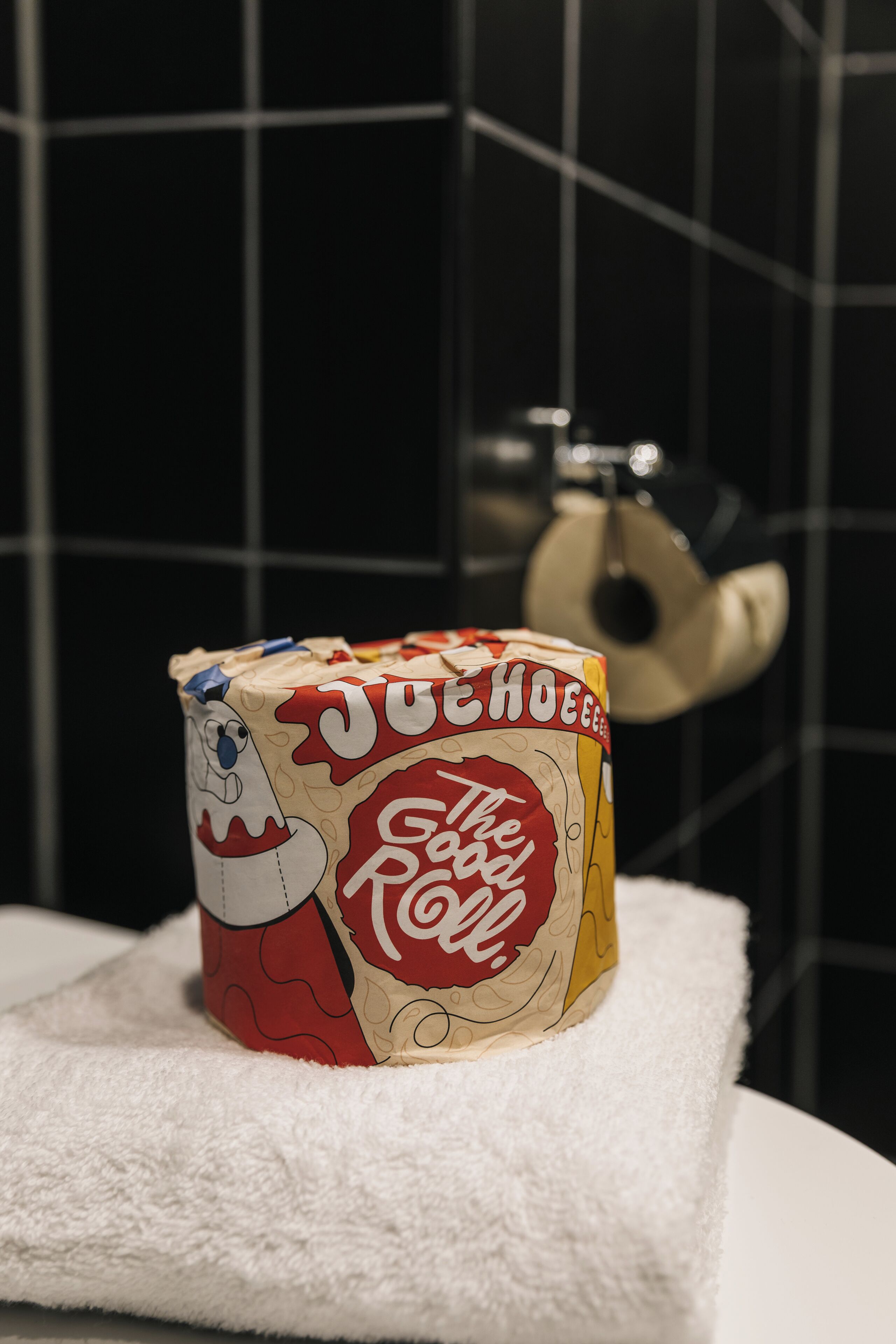 shower, free toiletries, towels, soap