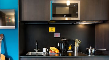 Electric kettle, eco-friendly cleaning products
