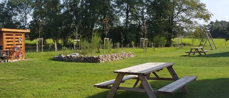 屋外ダイニングエリア