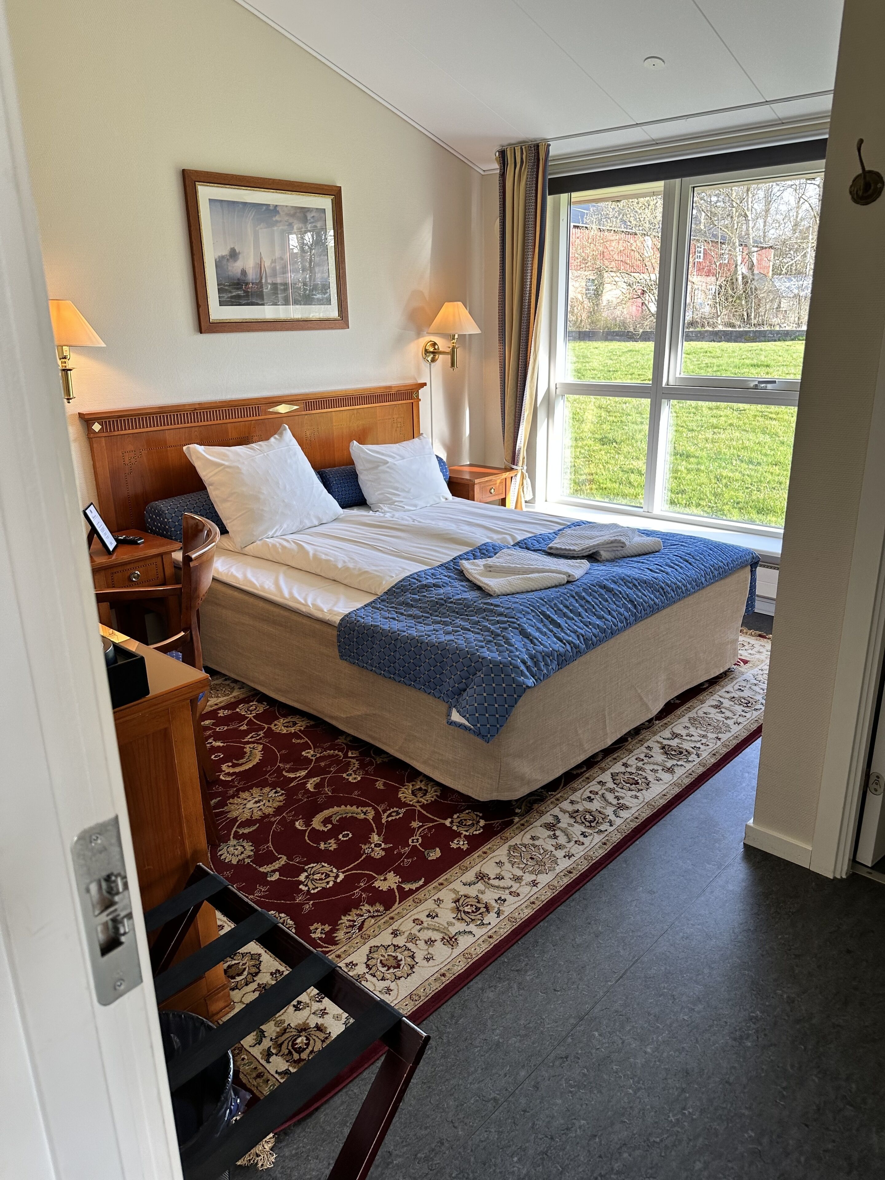 double room, private bathroom | desk, blackout curtains, soundproofing, free wifi