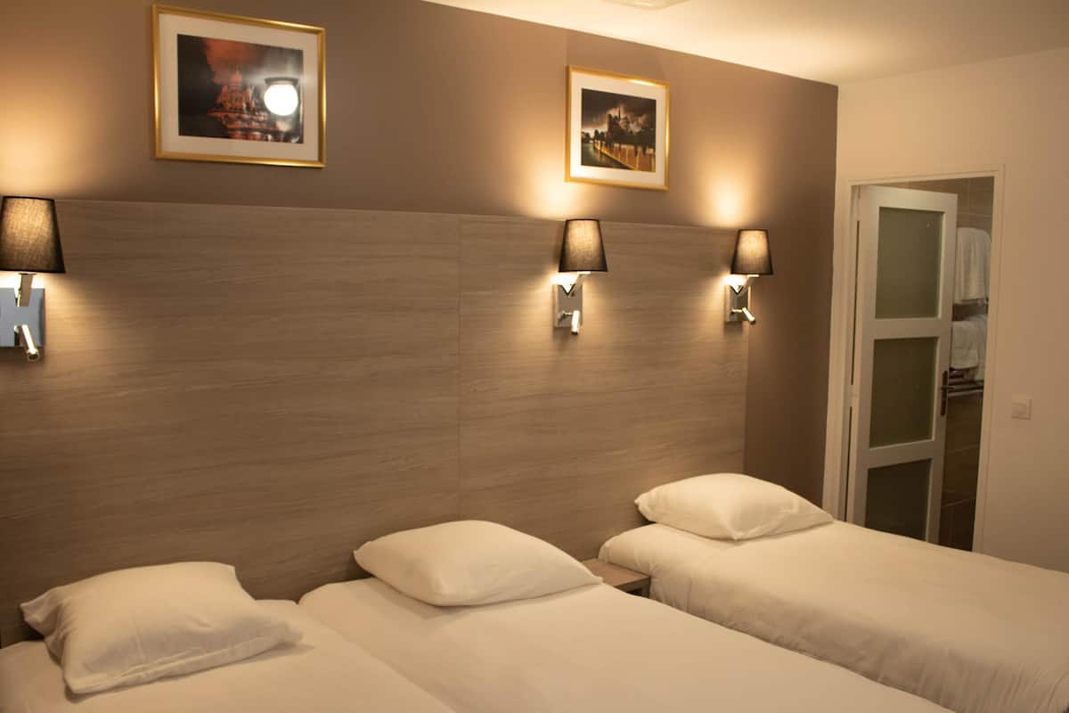 Camera tripla | Biancheria da letto di alta qualità, copriletto in piuma