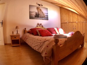 3 bedrooms, iron/ironing board, travel cot, WiFi - T4 DUPLEX APARTMENT 6 PEOPLE 3 BEDROOMS 70 M2 SERRE CHEVALIER (La Salle-les-Alpes)