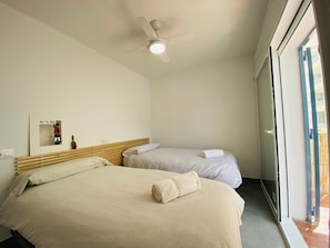 3 bedrooms, iron/ironing board, travel cot, free WiFi