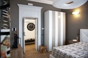 Suite (Vintage ) | Caixa forta a l'habitació, decoració individual i mobiliari individual 