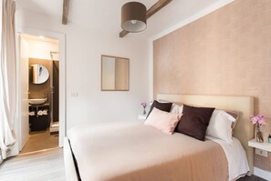 Cortines opaques, habitacions insonoritzades i wifi gratuïta 